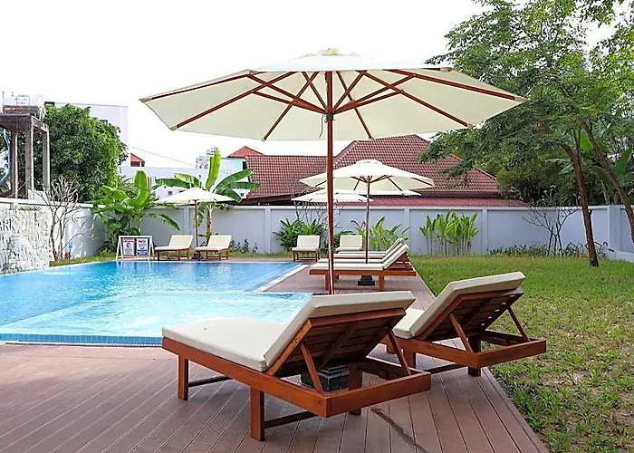 Dara Express By Angkor Gardens 2*